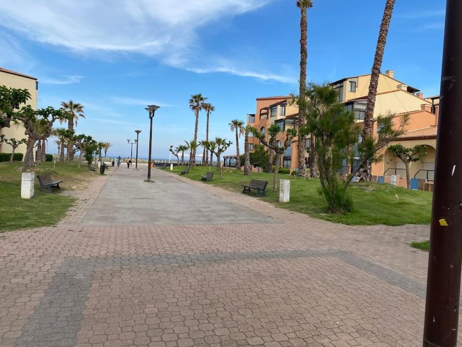 Appartement Renove A 150 M De La Plage Le Barcarès المظهر الخارجي الصورة